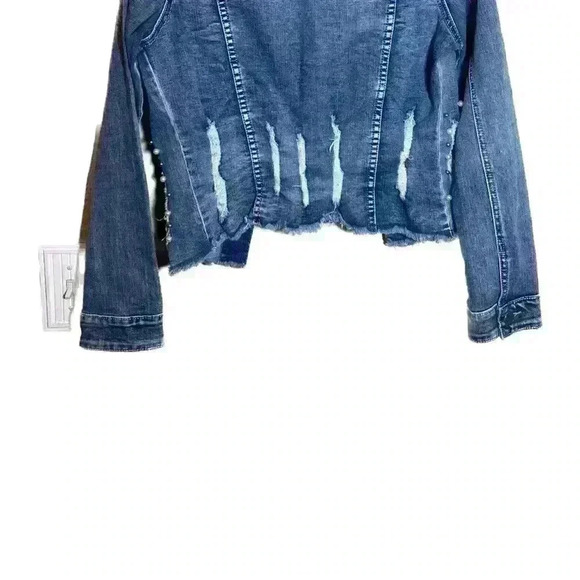 American bazi boutique Jean jacket with beads and pearl details size small - Picture 2 of 4